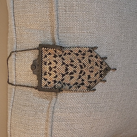 ANTIQUE / VINTAGE CIRCA 20’S-30’S ART DECO METAL MESH ENAMEL CHAIN PURSE - Picture 3 of 11